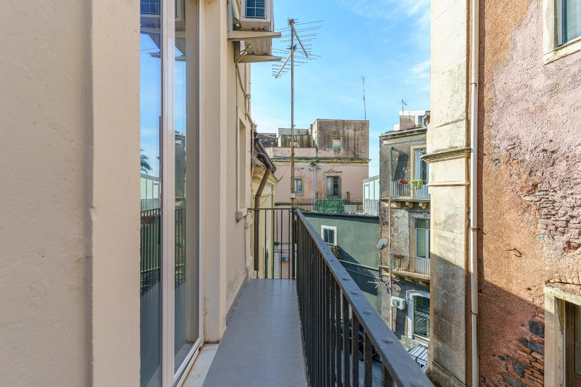 Апартаменты Casa Ancora Townhouse Катания Экстерьер фото